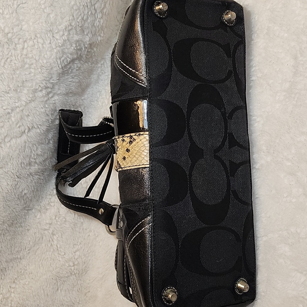 Coach Y2K Elegant  Hamptons Hobo Mobwife  Shoulder Bag - Picture 16 of 16